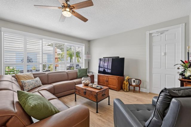 191 Soriano Drive, Jupiter, FL 33458