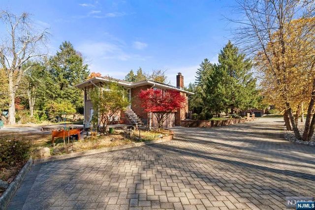 472 Piermont Road, Closter, NJ 07624