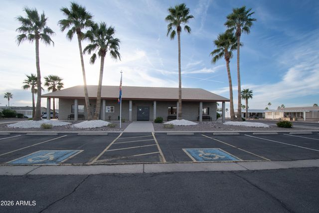 3700 S TOMAHAWK Road 95, Apache Junction, AZ 85119