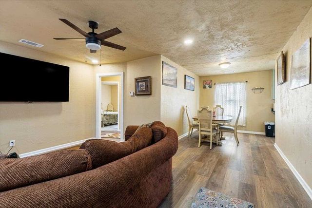 1404 SW C Ave, Lawton, OK 73501