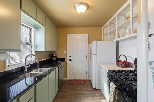 1404 SW C Ave, Lawton, OK 73501