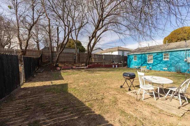 1404 SW C Ave, Lawton, OK 73501