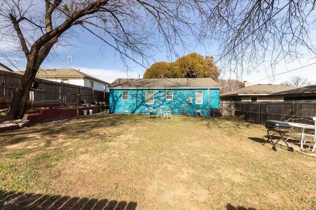 1404 SW C Ave, Lawton, OK 73501