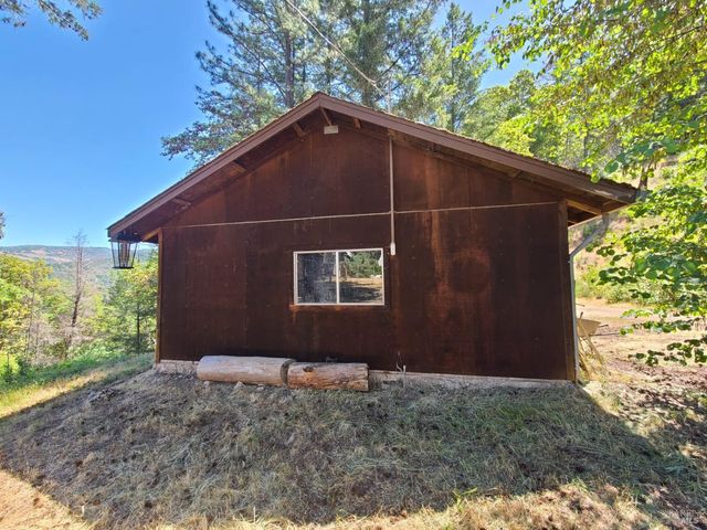 3620 Eel River Ranch Rd, Covelo, CA 95428