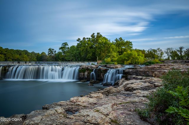 1309 E Valley Street, Joplin, MO 64801