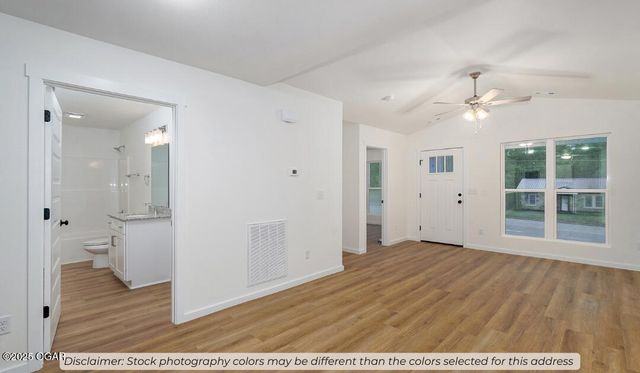 1309 E Valley Street, Joplin, MO 64801