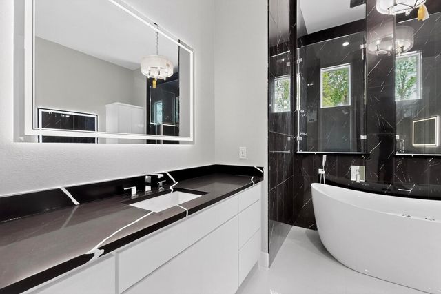 8743 Southern Shore Court, Kemp, TX 75143