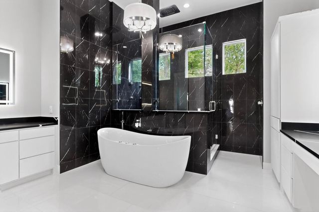 8743 Southern Shore Court, Kemp, TX 75143