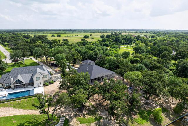 8743 Southern Shore Court, Kemp, TX 75143
