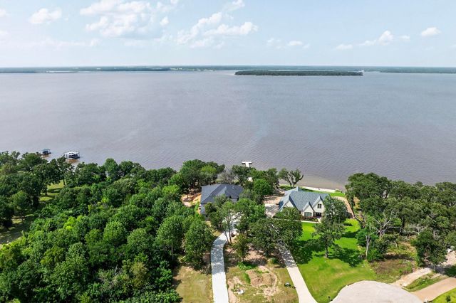 8743 Southern Shore Court, Kemp, TX 75143