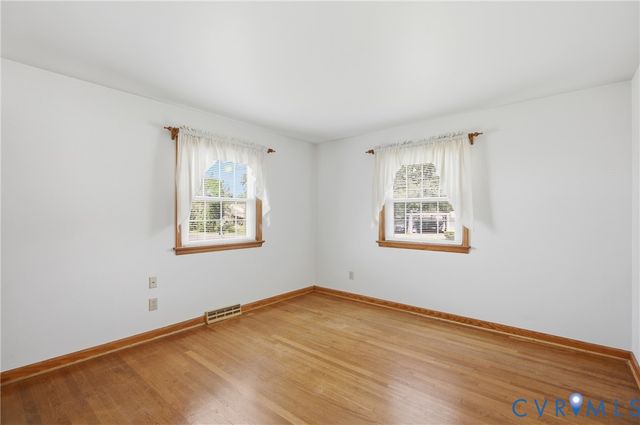 3200 Valleyfield Rd, Henrico, VA 23228