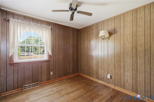 3200 Valleyfield Rd, Henrico, VA 23228