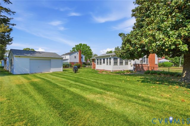 3200 Valleyfield Rd, Henrico, VA 23228