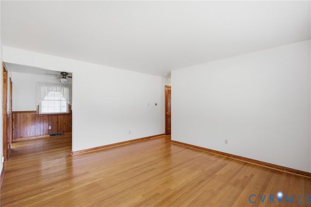 3200 Valleyfield Rd, Henrico, VA 23228