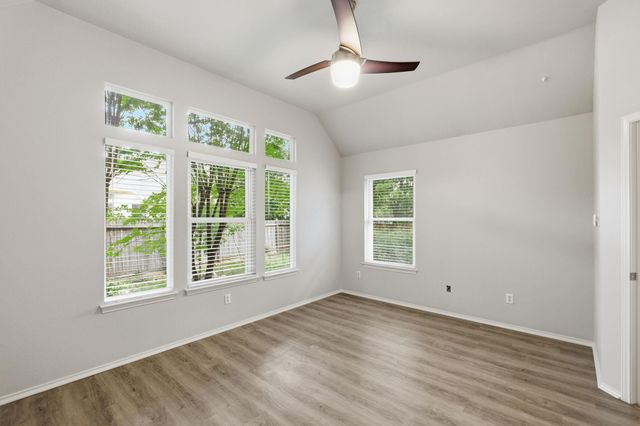 215 Rio Vista DR, Georgetown, TX 78626