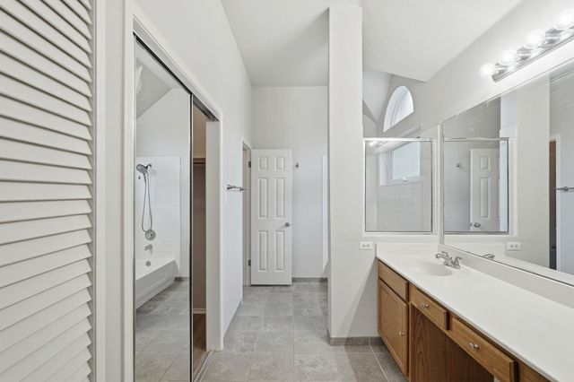 215 Rio Vista DR, Georgetown, TX 78626