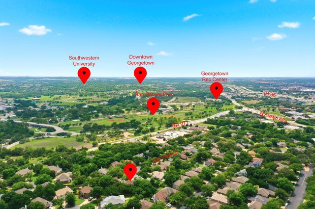 215 Rio Vista DR, Georgetown, TX 78626