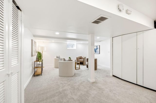 4306 5th Avenue S, Minneapolis, MN 55409