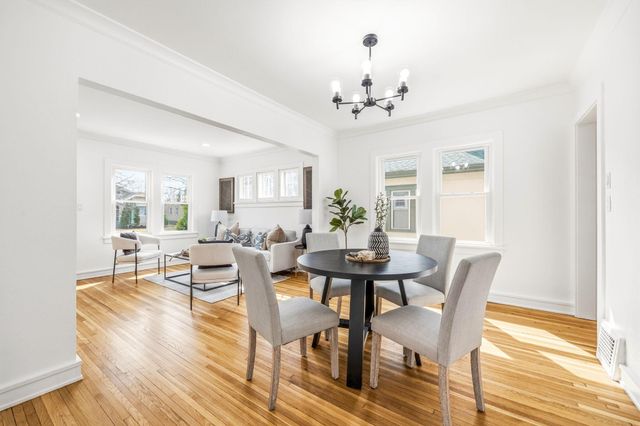 4306 5th Avenue S, Minneapolis, MN 55409