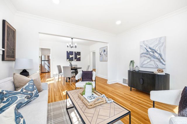 4306 5th Avenue S, Minneapolis, MN 55409