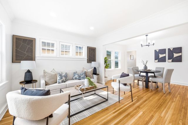 4306 5th Avenue S, Minneapolis, MN 55409