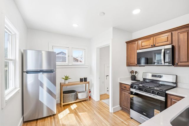 4306 5th Avenue S, Minneapolis, MN 55409