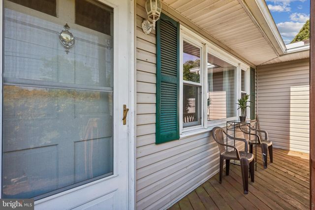 307 LAWRENCE DR, Lanoka Harbor, NJ 08734