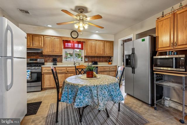 307 LAWRENCE DR, Lanoka Harbor, NJ 08734