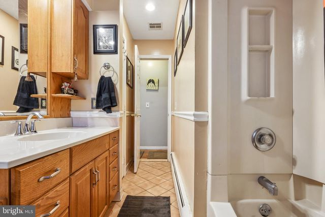 307 LAWRENCE DR, Lanoka Harbor, NJ 08734