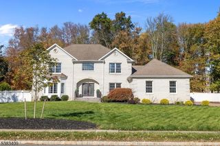 12 Sunrise Dr, Parsippany-troy Hills Twp., NJ 07054