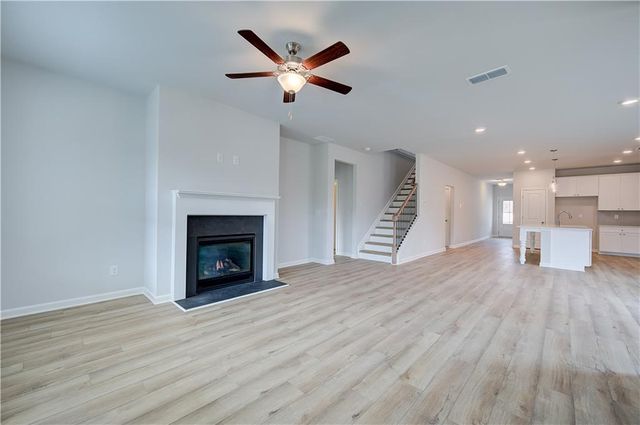 2424 Dixon Place, Lawrenceville, GA 30045