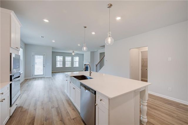 2424 Dixon Place, Lawrenceville, GA 30045