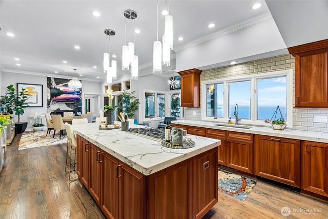 6947 Cooper Point Road NW, Olympia, WA 98502