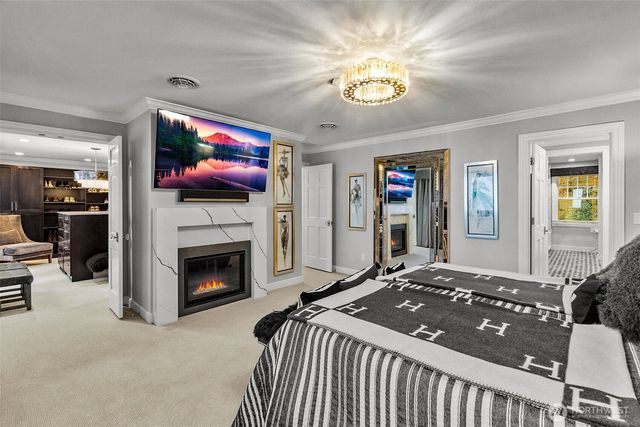 6947 Cooper Point Road NW, Olympia, WA 98502