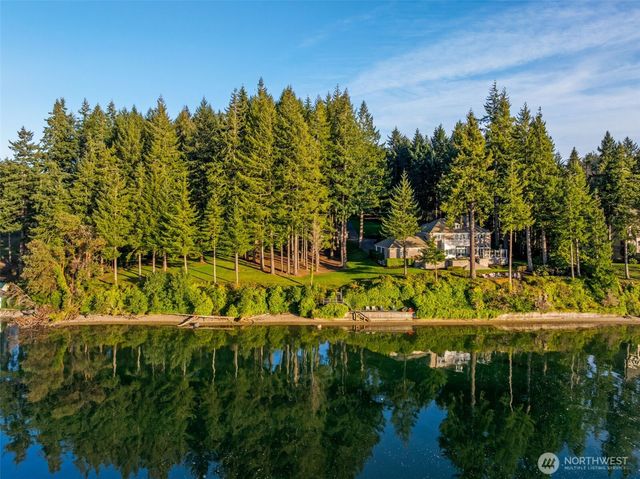 6947 Cooper Point Road NW, Olympia, WA 98502