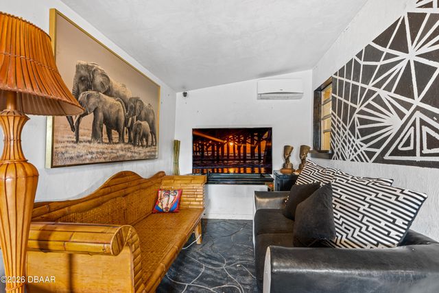 808 Kathy Street, Daytona Beach, FL 32114