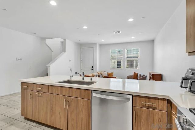 1961 Avenida Citron 115, Chula Vista, CA 91913