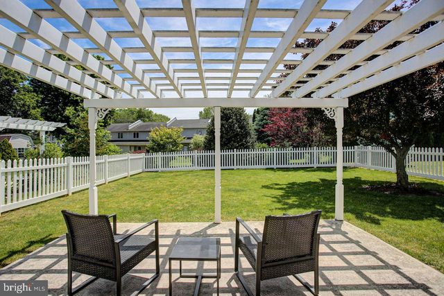 176 LANTERN LN, Chambersburg, PA 17201