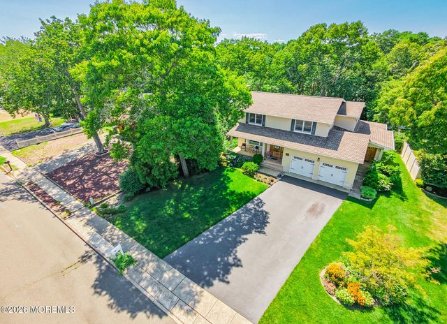 139 Mello Lane, Toms River, NJ 08753