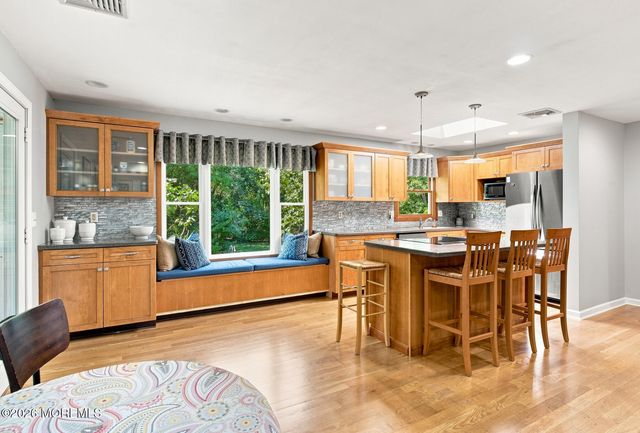 139 Mello Lane, Toms River, NJ 08753