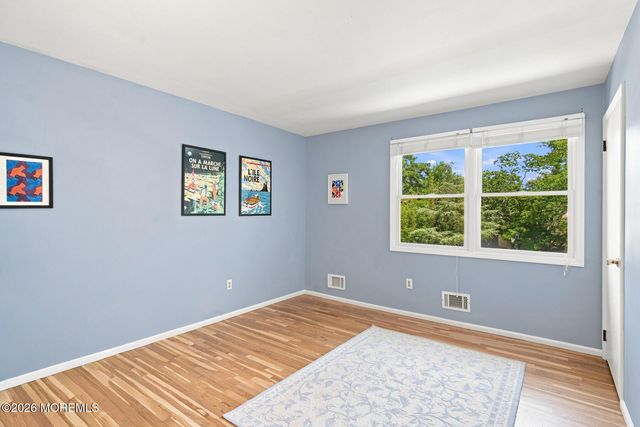 139 Mello Lane, Toms River, NJ 08753