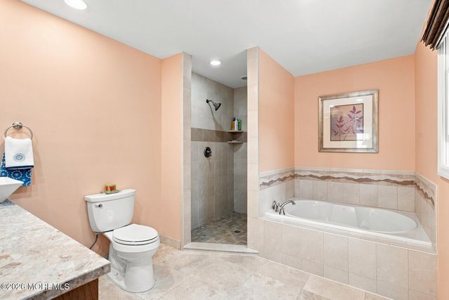 139 Mello Lane, Toms River, NJ 08753