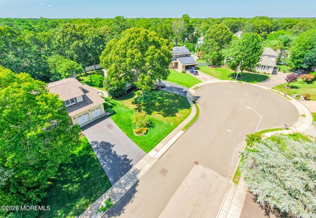 139 Mello Lane, Toms River, NJ 08753