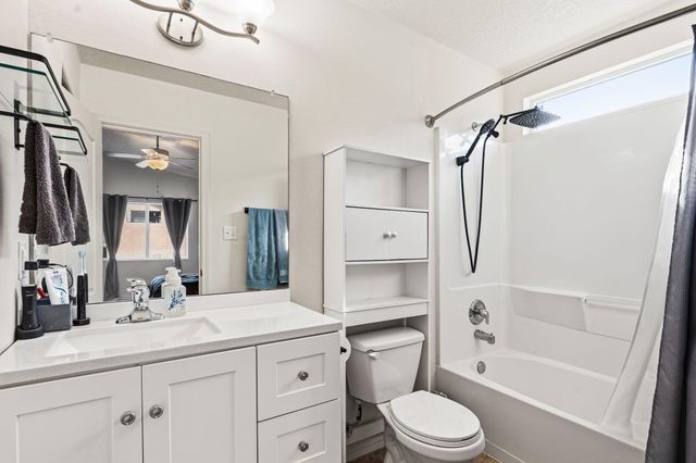 3707 Ocotillo Drive, Rio Rancho, NM 87144