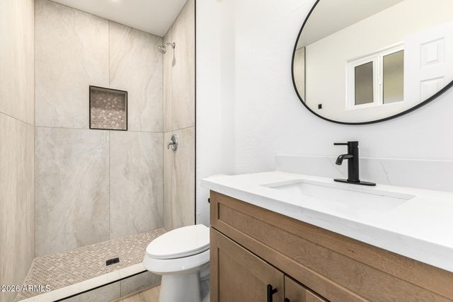 2647 E JUANITA Avenue, Mesa, AZ 85204