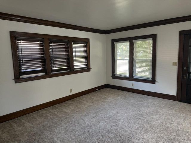117 23RD AVENUE, Oshkosh, WI 54902