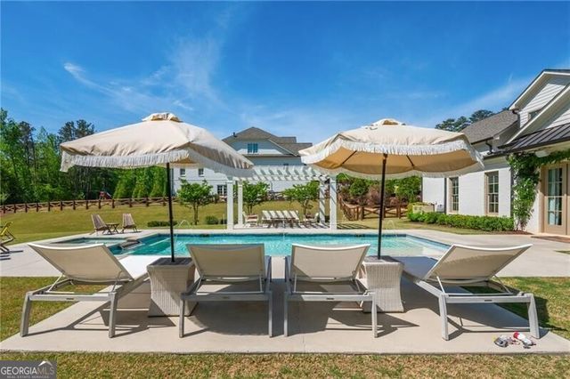4184 Thompson Mill Road, Buford, GA 30519