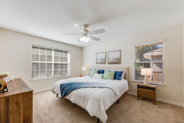 1013 Freeport Court, Mary Esther, FL 32569