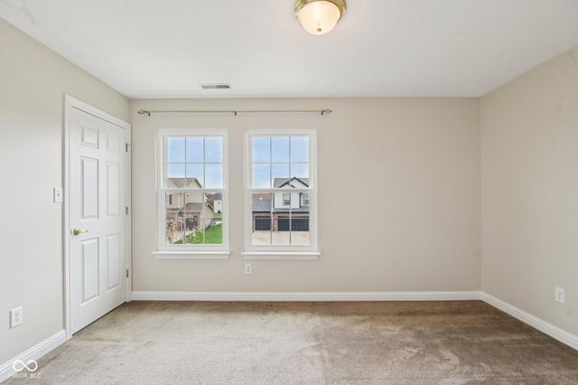 4476 W Easy Street, New Palestine, IN 46163