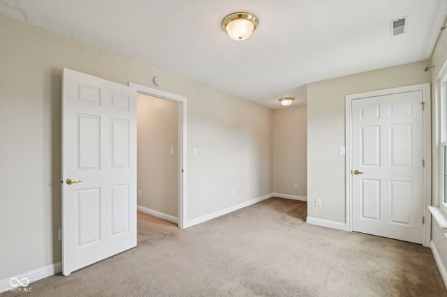 4476 W Easy Street, New Palestine, IN 46163